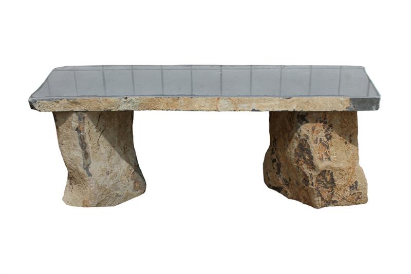 Sitzbank Tamus II 140-160x40x45 cm aus Basalt mit Naturkruste