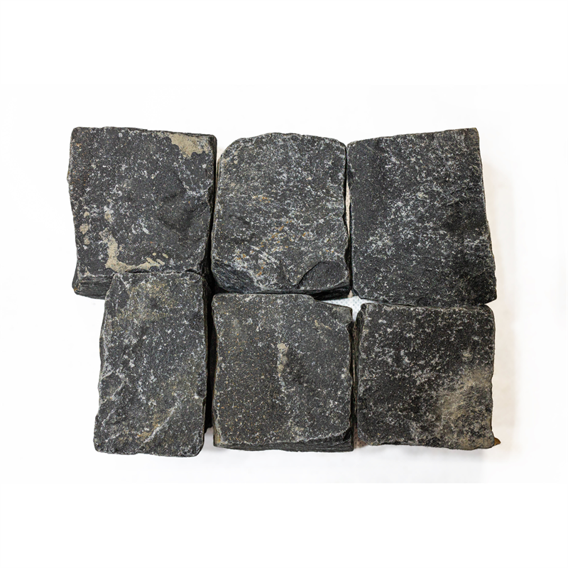 Pflasterwürfel aus Basalt, handgespalten, ca. 9/11cm, Material lose 