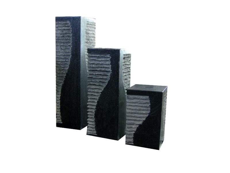 Wasserspiel aus Granit SCHWARZ, mit schwarzem Muster aus poliertem Granit schwarz