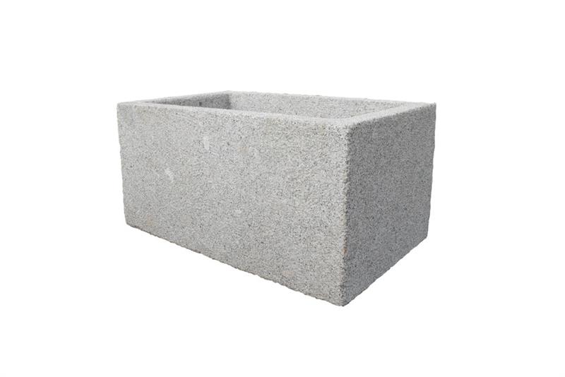 Trog aus Granit grau, L/B/H ca. 80/50/40 cm, ca. 220 kg, allseits